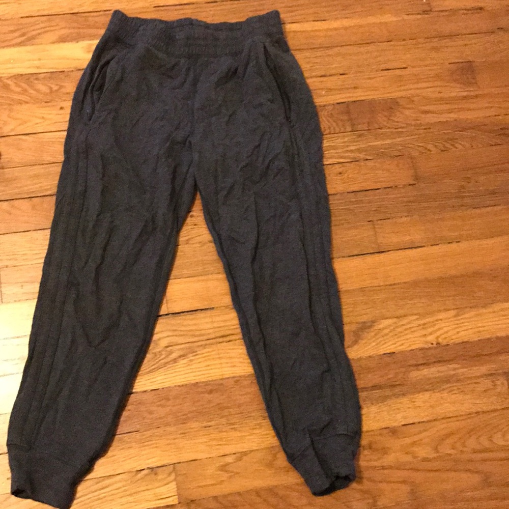 Grey lululemon joggers